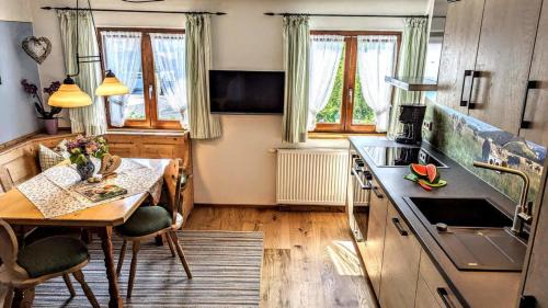 Wertach Apartment | Ferienwohnung Wannenblick, Ferienhof Lochbihler, WertachAllgäu