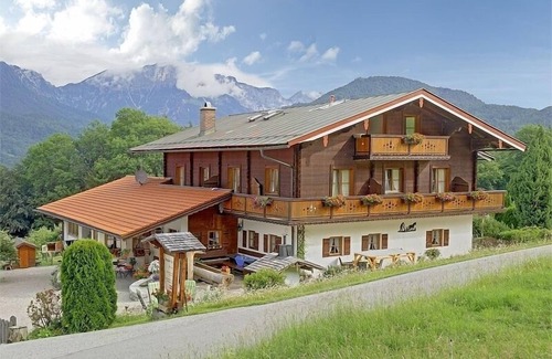 Berchtesgaden Apartment | Ferienwohnung Watzmannblick 55 qm, 1 sep. Schlafzimmer 2-3 Pers.