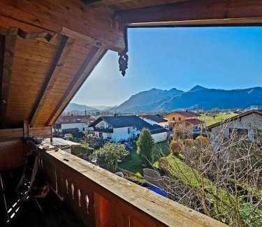 Grafing Apartment | Ferienwohnung Weitblick Grassau