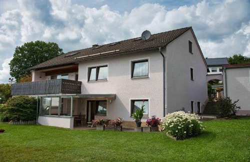 Haundorf Apartment | Ferienwohnung Werner mit Terrasse