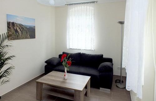 Postelwitz Apartment | Ferienwohnungen "Am Elbufer"
