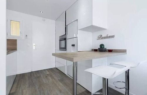 Cannes La Bocca Apartment | Ferienwohnungen für 4 Personen