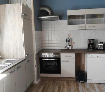 Edertal Apartment | Ferienwohnungen Hochgrebe Inh Heike Schwandt