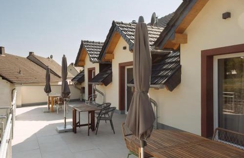 Pelm Apartment | Ferienwohnungen Maijeschhof
