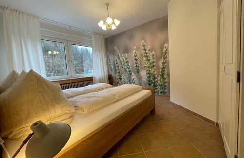 Latrop Apartment | Ferienwohnungen Rothaarglück