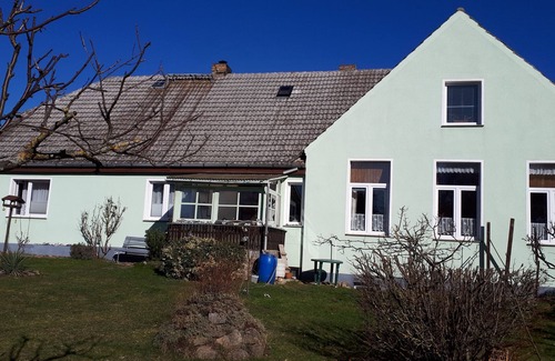 Putgarten Apartment | Ferienzimmer - Haus Ebel/alte Schule