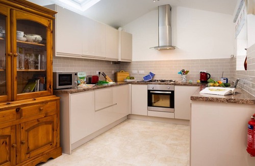 Ambleside Cottage | FERN COTTAGE, pet friendly in Ambleside