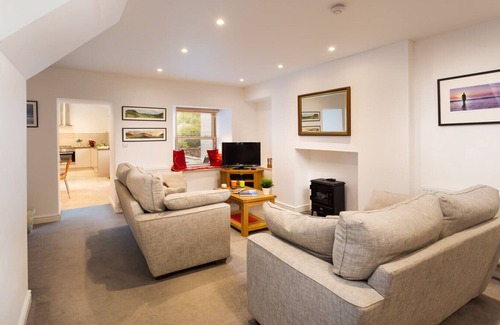 Ambleside Cottage | FERN COTTAGE, pet friendly in Ambleside