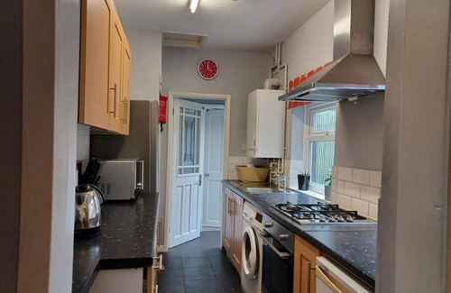 Luton Apartment | Ferndale House - Huku Kwetu (Luton)