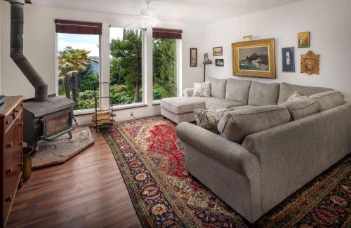 Gleneden Beach House | Fernglen Forested Beach Retreat