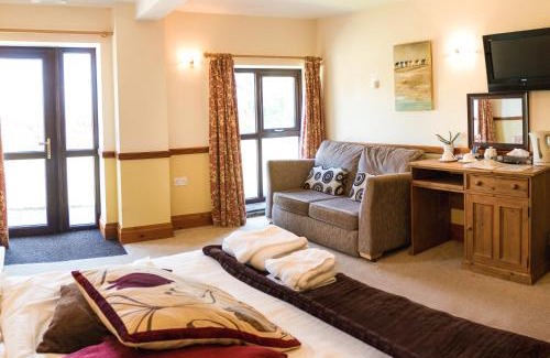 Rochdale Bed & Breakfast | Fernhill Hotel