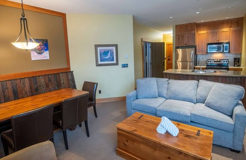 East Kootenay Condo | Fernie - Timberline Lodges Juniper #633