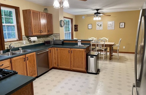 Searsmont House | FERNWOOD COTTAGE - Town of Searsmont - Quantabacook Lake