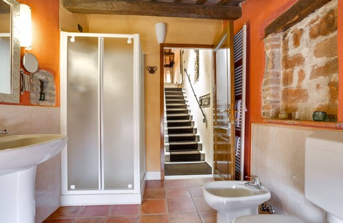 Ferrara House | Ferrara Rooms
