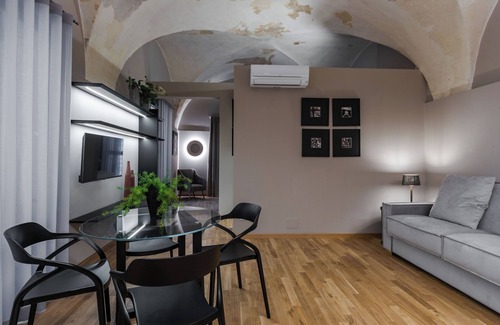 Old Town Apartment | Ferrini Home - Le Concerie