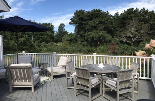 Katama House | Ferry Tkts Available! Private - Walk to Downtown Edgartown/Bike to South Beach