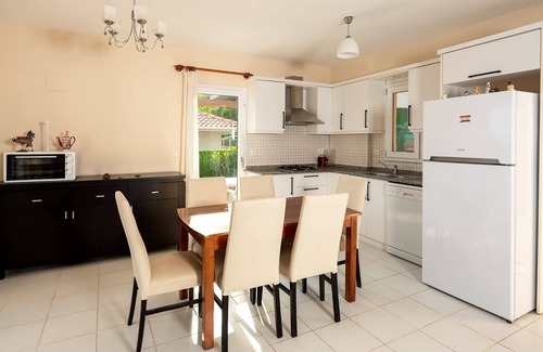 Gocek Villa | Fethiye Göcek'de Deniz Manzaralı 4+1 Turunç