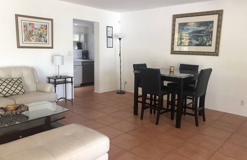 Lauderdale-by-the-Sea Villa | Few Minutes to the Beach 5 stars rating on airbnb