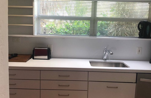 Lauderdale-by-the-Sea Villa | Few Minutes to the Beach 5 stars rating on airbnb