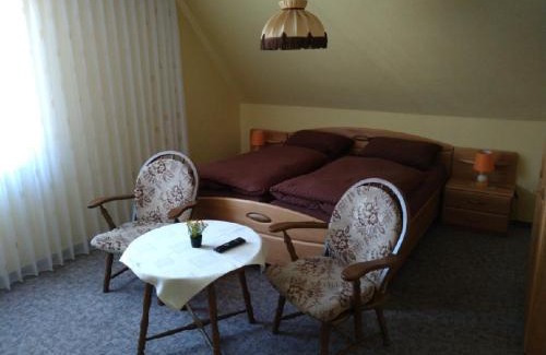 Boedefeld Apartment | FeWo 12 45qm bis 3 Pers nahe Winterberg