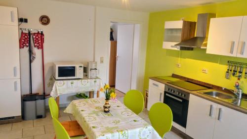 Borrentin Apartment | FeWo Albrecht in Metschow