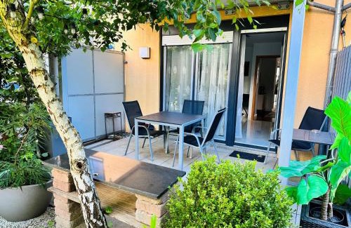 Langen Apartment | FeWo BEE61 * Langen EXKLUSIV für 4 Personen *Vollausstattung mit Küche* inklusive TERRASSE