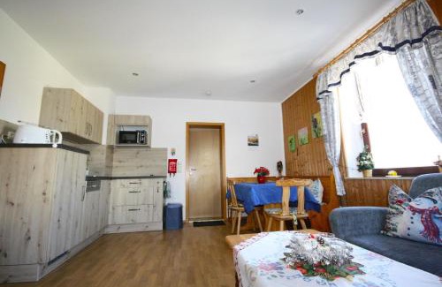 Sehmatal-Neudorf Apartment | Fewo Bergkristall