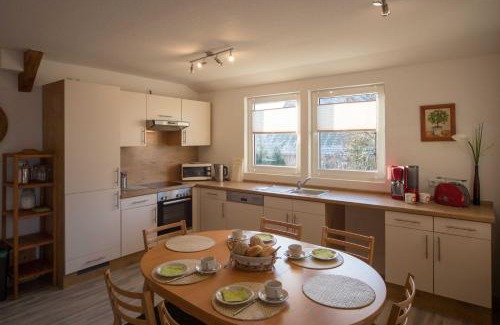 Steinkirchen Apartment | FEWO Maisonettenwohnung