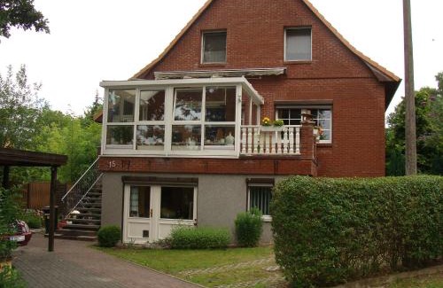 Schwerin Apartment | FeWo Schwerin-Zippendorf mit Sauna und Strandnähe, 4 km bis zur City