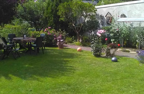 Dessau-Rosslau Apartment | FeWo Steffi - near the Bauhaus I Holiday apartment Fischer I Sustainable living