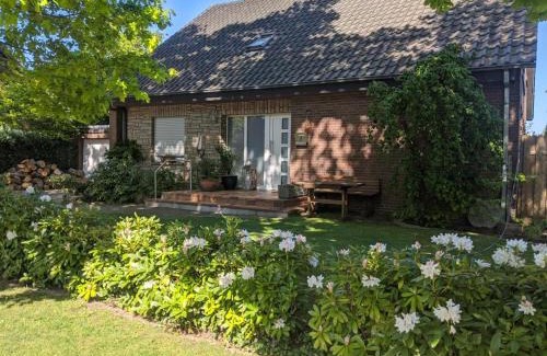 Dalumer Rull Apartment | FeWo Wiesenallee OG
