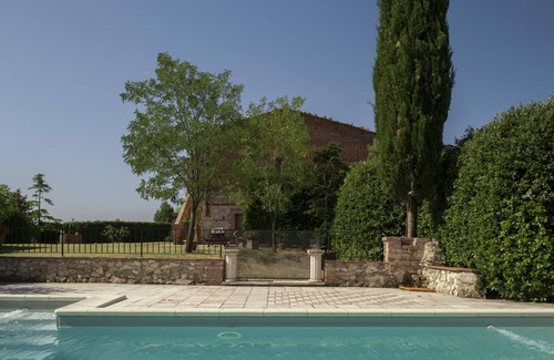 Bollano Apartment | Ficonovo is Your Agritourism With Pool