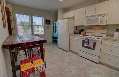Bermuda Bay House | Fiddler On The Beach at Cambridge Cove in Kill Devil Hills