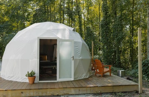 Travelers Rest RV Rental | Field Trip Unit 18 GeoDome