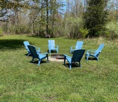 Fennville House | Fields of Fennville - Located on Lakeshore drive - pet friendly - close to public beach access!