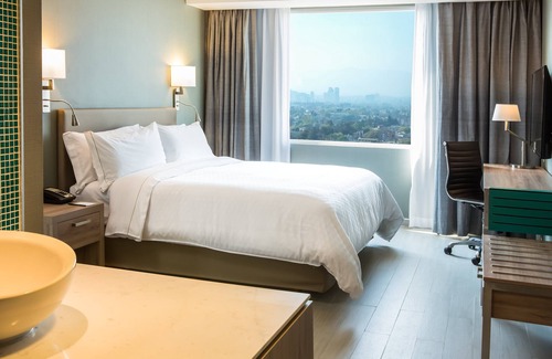 Downtown Mexico City Hotel | Fiesta Inn Express Ciudad de México Forum Buenavista