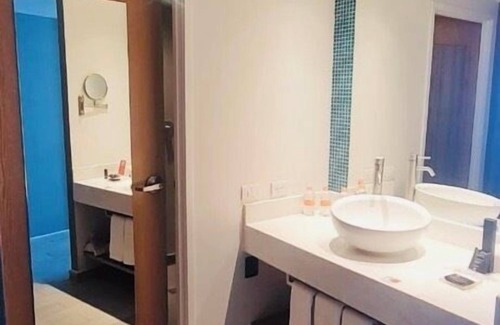 Downtown Mexico City Hotel | Fiesta Inn Express Ciudad de México Forum Buenavista