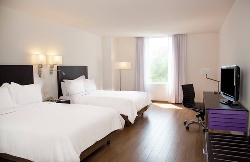 Naucalpan Hotel | Fiesta Inn Express Naucalpan
