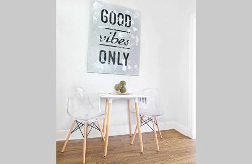 Lower Greenville Apartment | FIFA Ready Dallas Native, Lower-Greenville Ave Area