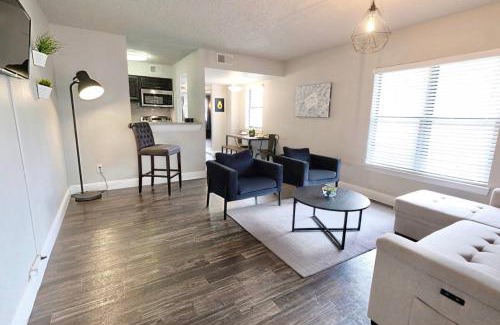 North Dallas Apartment | FIFA Ready Dallas Urban Comfort and Arboretum Tickets