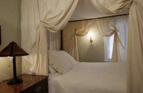 Williamsburg Bed & Breakfast | Fife And Drum Inn