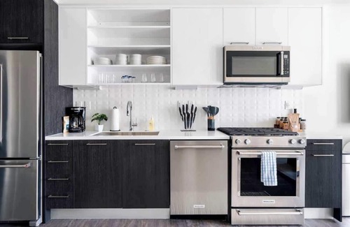 Highland Condo | Fifty Shapes of Modern | Center of LoHi