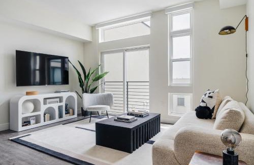 Highland House | Fifty Shapes of Modern - Skyline Loft - Zuni Lofts