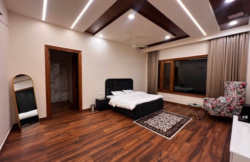 Gurugram Hotel | Fillow Casa