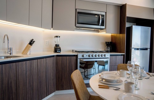 Guadalajara Apartment | Financial District! Modern Getaway