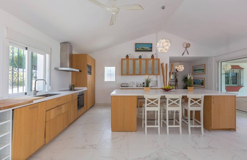New Golden Mile House | Finca "Almijan Alegria" with Sea & Mountain View, Pool and Wi-Fi