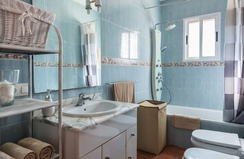 Casabermeja Other | Finca Colors. It is a farm nestled in the natural landscape.