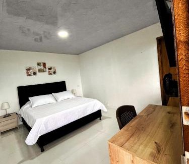 Montenegro House | Finca El Bazar