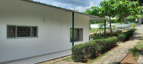 Tocaima House | Finca El Jardin SOLO PARA FAMILIAS