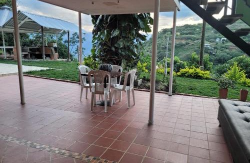 Sopetran Apartment | Finca Familiar Talena